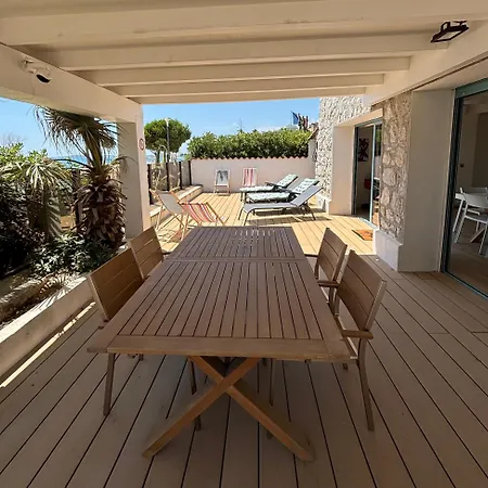 Villa Magnificent Beachfront *